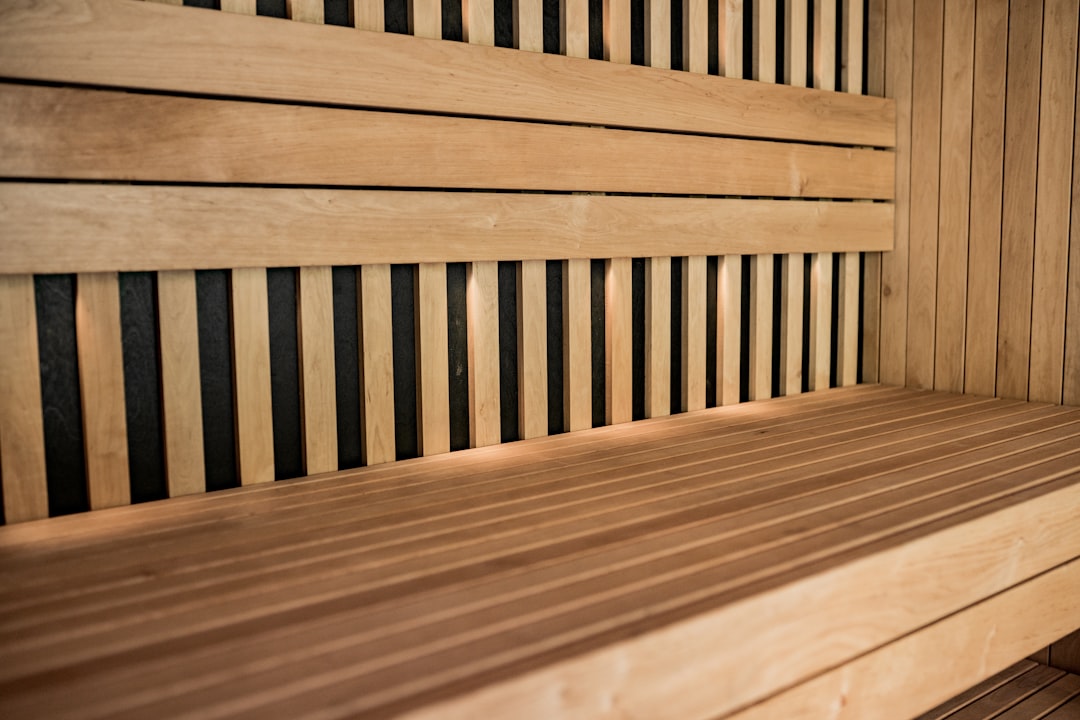 Photo Wooden cabinet