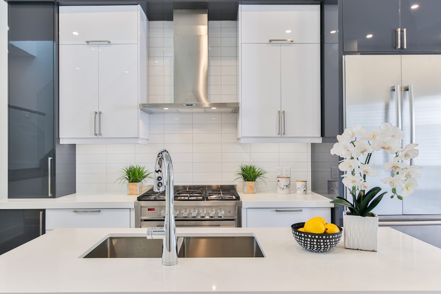 kitchen cabinet