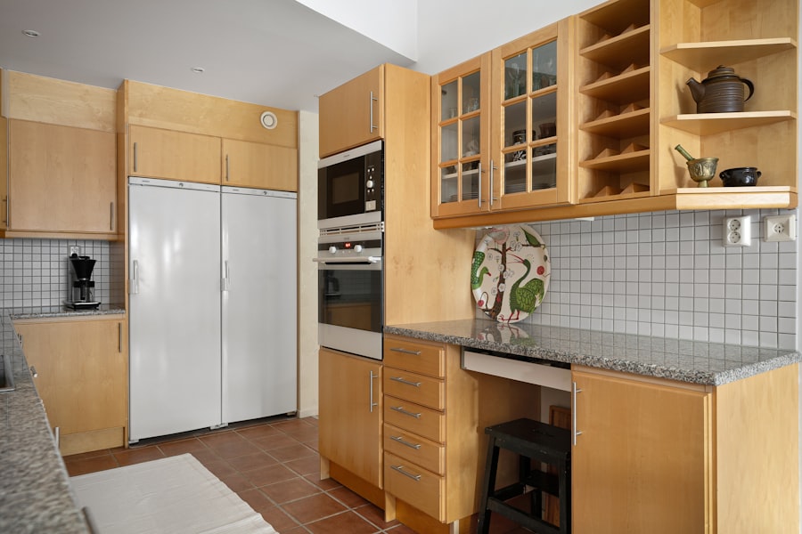Photo kitchen corner cabinet