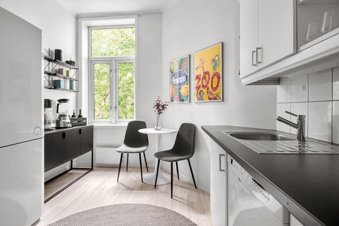 Photo ikea white kitchen furniture