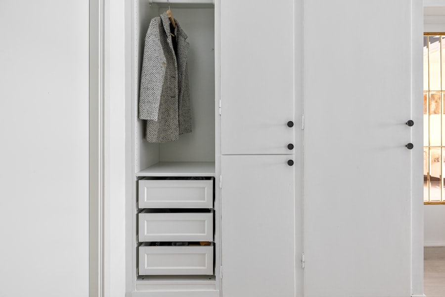 Photo built-in wardrobe price