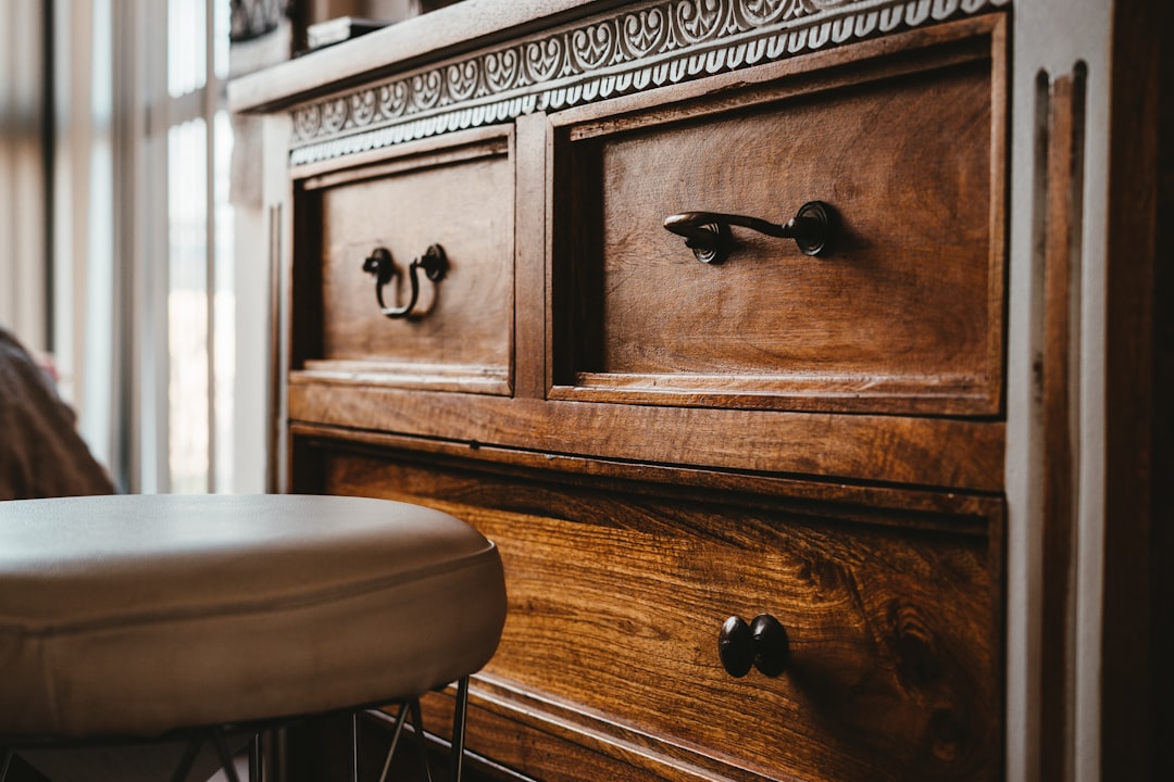 Photo furniture polish