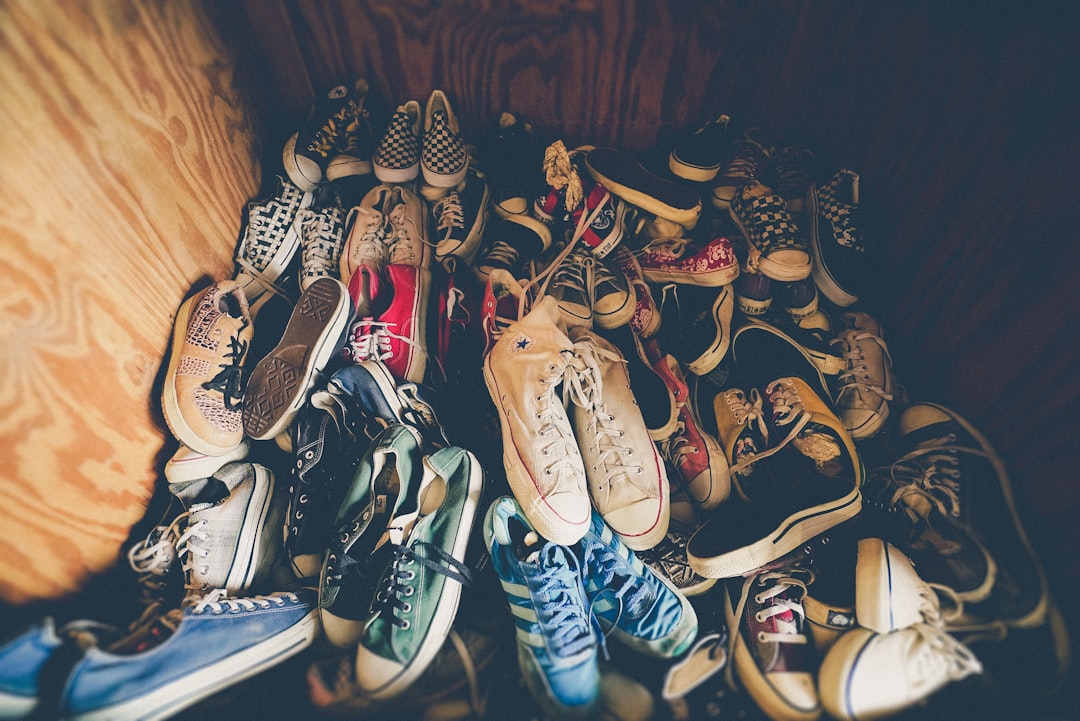 Photo shoe cabinet