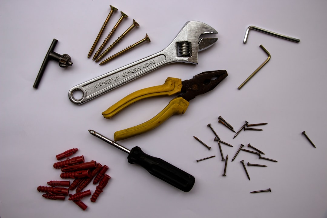 Photo falburkolat maintenance