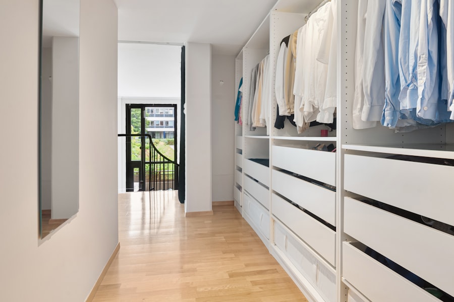 Photo wardrobe benefits